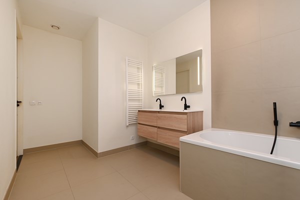 Medium property photo - Zodiakplein 93, 2516 CH Den Haag